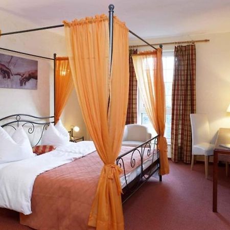 Hotel Villa Magnolia Rödermark Zimmer foto